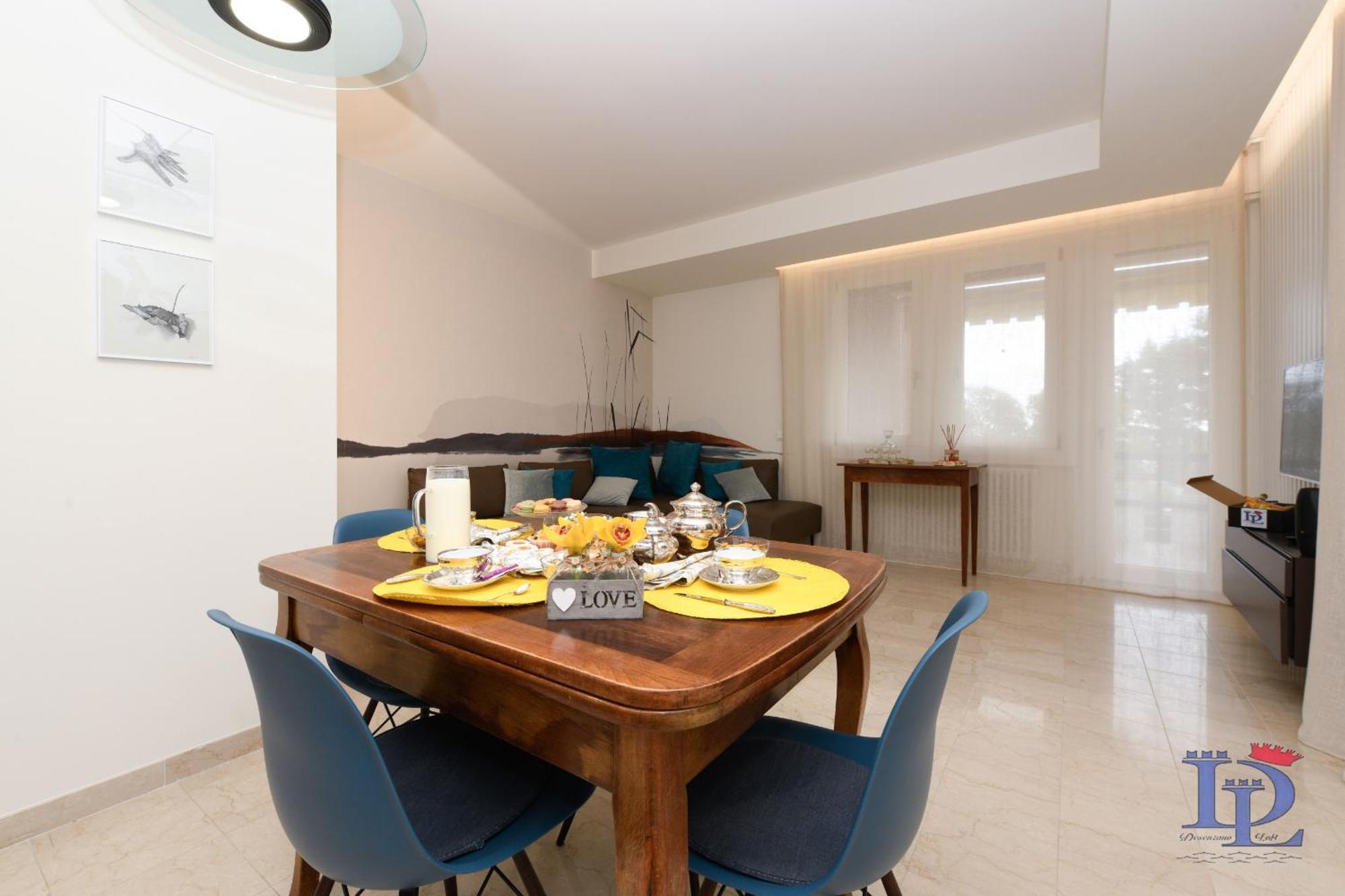 Desenzanoloft Official Partner Marriott Homes & Villas - Imperium Десенцано дел Гарда Екстериор снимка